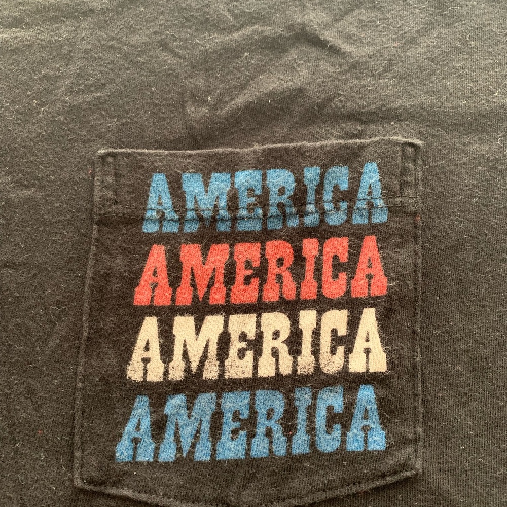 American Eagle Outfitters Black T-Shirt Size M